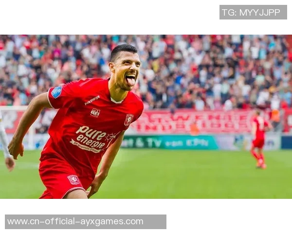 荷甲第32轮沃勒对格罗宁根比赛因恶劣天气腰斩球迷期待重赛时间